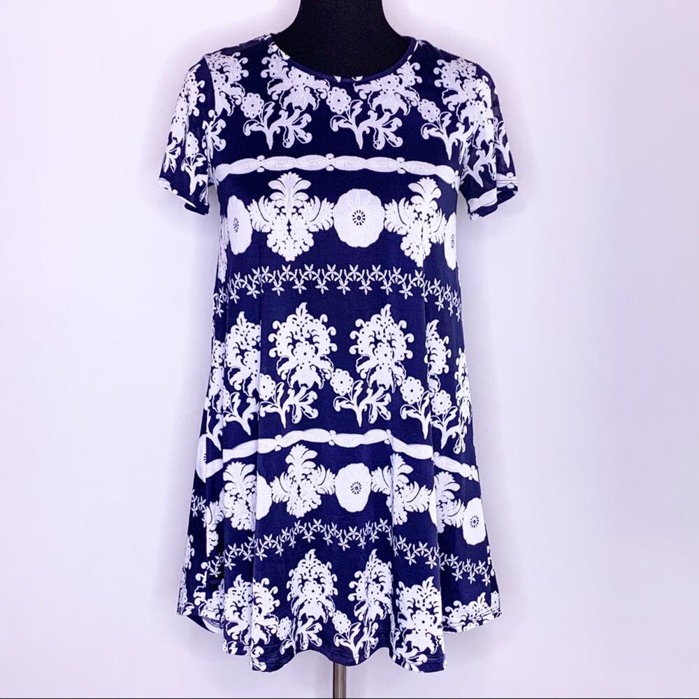 Show Me Your Mumu navy white floral dress size Small